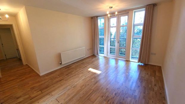 2 bedroom flat to rent - Photo 1