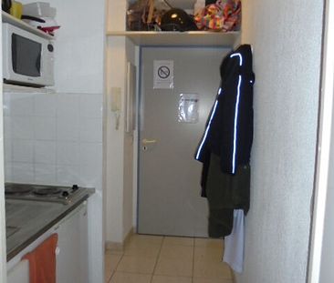 Appartement 1 pièces 18m2 MARSEILLE 13EME 437 euros - Photo 6