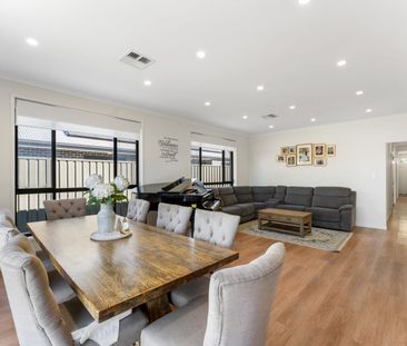 Discover Life at Munno Para West! - Photo 2
