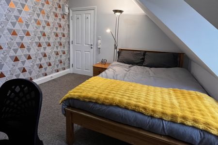 Ashley Road, Poole, BH14 0AD - Photo 2