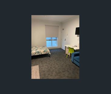 Modern and unique furnished studio apartment - Photo 4