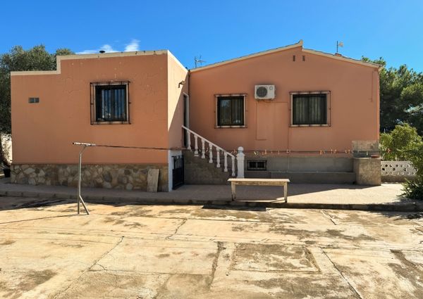 Elche · partida jubalcoy Chalet · Long Rental Period