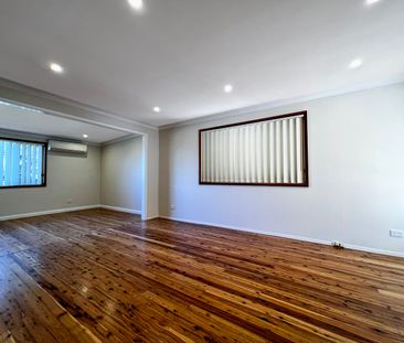 75 Vardys Road, Lalor Park NSW 2147 - House For Rent | Domain - Photo 3