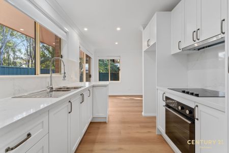 Fully Renovated As New Villa - Photo 3