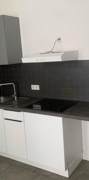 Location Appartement 2 pièces 27m² MONTPELLIER 34000 - Photo 1