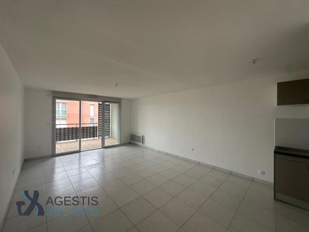 Location Appartement 3 pièces 63m² TOULOUSE 31200 - Photo 2