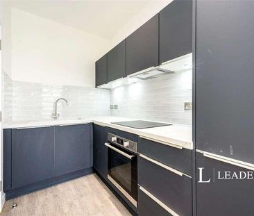 Silbury Court, Silbury Boulevard, Milton Keynes, Buckinghamshire, MK9 - Photo 2