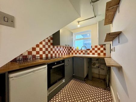 College Road, Brighton, BN2 1JB 1 bedroom flat to rent - Photo 3