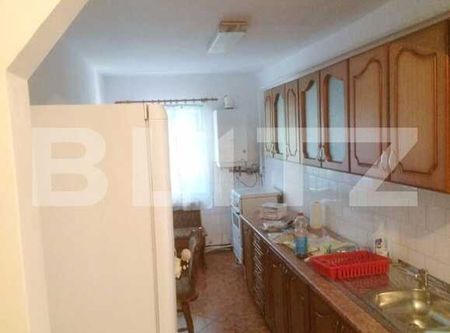Apartament 3 camere, 68 mp, decomandat, zona strazii Migdalului - Photo 3