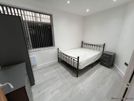 2 bedroom property to rent in Cardiff - Photo 5