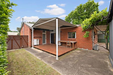 Character & Convenience in the Heart of Kingswood - Photo 5