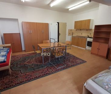 Pronájem bytu 1+kk a garsoniéry 52 m², Vavřinec - Fotografie 1