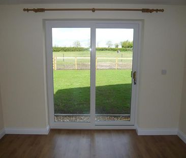 3 bedroom house to rent - Photo 2