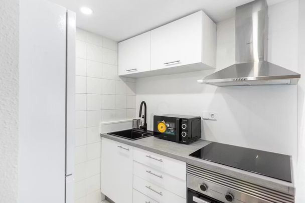 Carrer del Consell de Cent, Barcelona, Catalonia 08009 - Photo 1