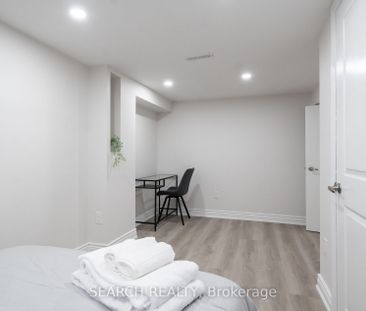 For Lease - 1079 Deta Road, Mississauga, Ontario - Photo 3