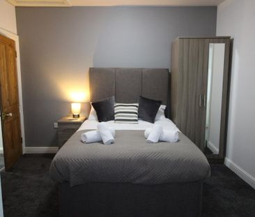 1 bedroom in a house share to rent - Photo 1