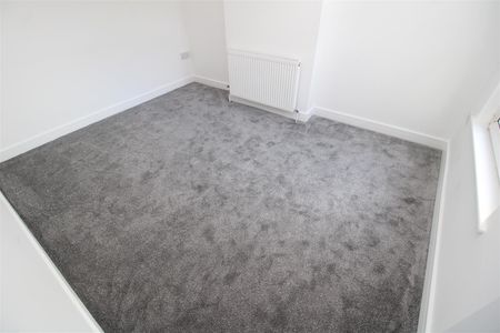 House - Terraced For Rent Canning Street, Ebbw Vale - Photo 4
