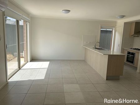 3 Bedroom Family Home - Photo 5