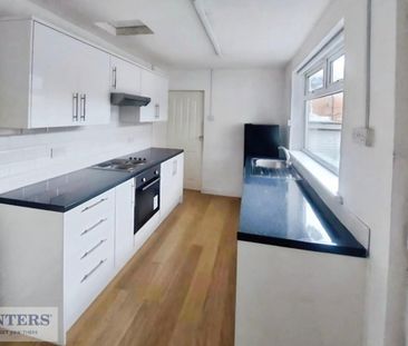 3 bedroom House To Let Total Size: 1131 SQ FT - Photo 5