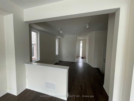 For Lease - 415 Sadler Way, Peterborough, Ontario - Photo 4