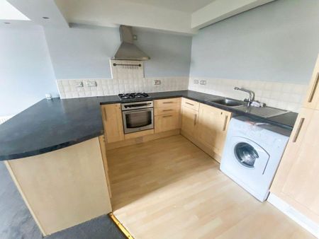 2 bed lower flat to rent in NE29 - Photo 4