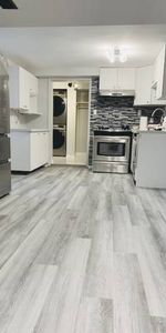 Beautiful Newly Renovated 2 Bedroom Home - Photo 3