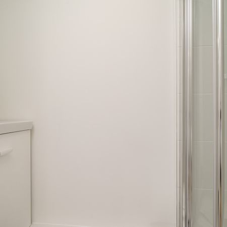 EMPERAIRE Roommate 5 Bedrooms at Aix en Provence - Photo 4