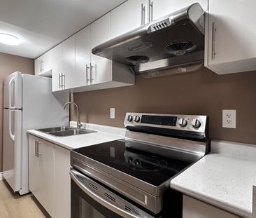 For Lease - 878 West Shore Boulevard, Pickering, Ontario - Photo 1