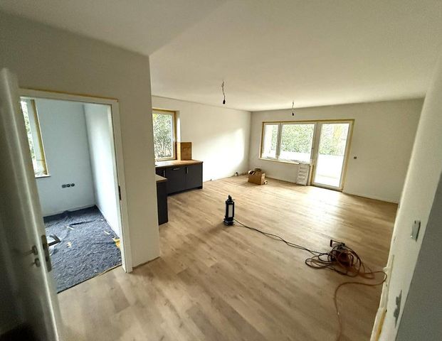 Erstbezug nach Kernsanierung - helle 3 Zimmer Gartenwohnung - Foto 1
