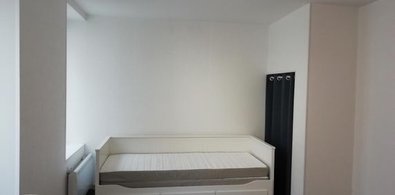 Location Appartement 1 pièce 20m² LE BLANC 36300 - Photo 2