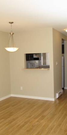 2 BEDROOM + 1.5 BATH, TWO LEVEL TOWNHOME NEAR KITS BEACH! - Photo 1