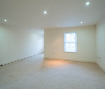 33 Sandown Manor, 84a Sandown Road, Belfast, BT5 6GQ - Photo 3