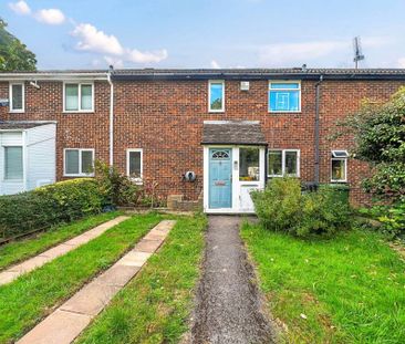 3 Bedroom House - Harewood Close, Boyatt Wood - Photo 2