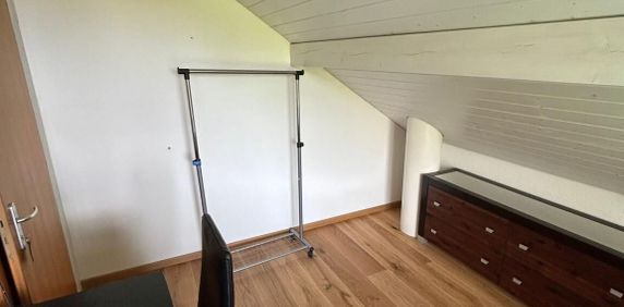 Room in shared accommodation - Photo 2