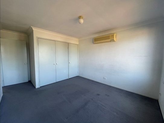 Convenient Living in the Heart of St Marys - Photo 1