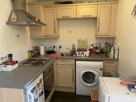 Studio to rent - Photo 3