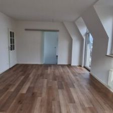 Schumannstr. 25, Wohnung 13 ~~~ Einbauküche der Vormieter gegen Entgelt, Balkon, Bad mit Wanne und Dusche, Gäste-WC, Multimediaspiegel im Bad, Stellplatz anmietbar - Photo 1