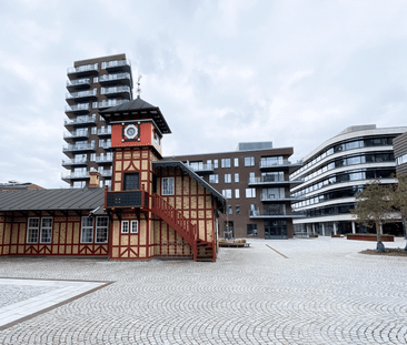 Modern and bright apartment at Amerika Plads with sea views and 2 b... - Photo 1