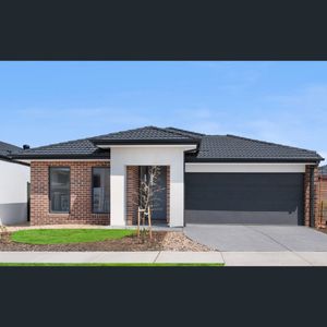 15 Currawang Street, Kalkallo, Vic 3064 - Photo 2