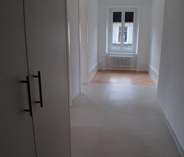 Rue de la République 3 - appartement au 4ème Ouest - Photo 1