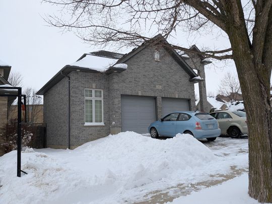 For Lease - 747 REDTAIL Court, London North, Ontario - Photo 1