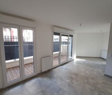 T2 AVEC 2 TERRASSE + PARKING - Photo 4