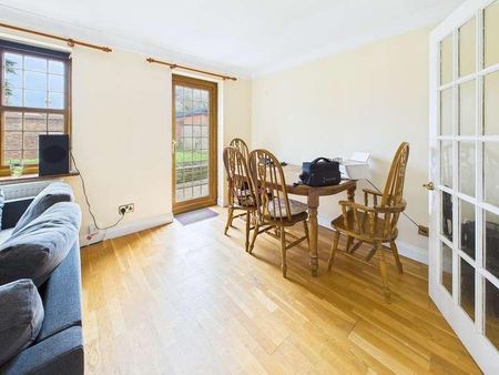 Chirk Close, Hayes, UB4 - Photo 4