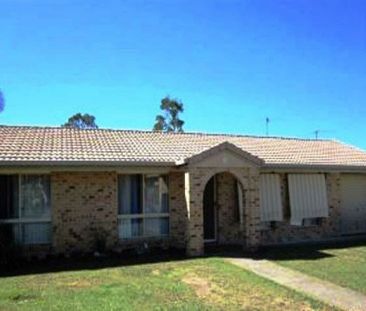 Well Located Eagleby Home with Easy Access to the M1 - Photo 1