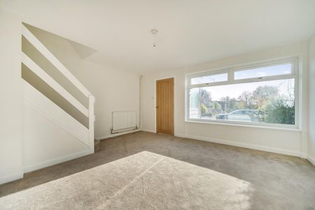3 bedroom terraced house to rent - Photo 3