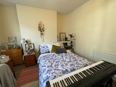 6 bedroom house to rent - Photo 4