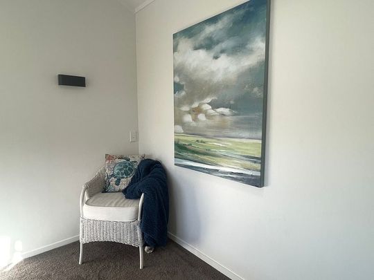 Charming 4 BR Kohimarama, Opposite Madills Farm - Photo 1