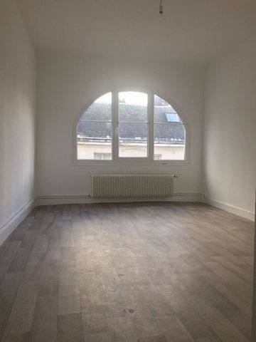 Location Appartement 2 pièces 47m² ROUEN 76000 - Photo 2
