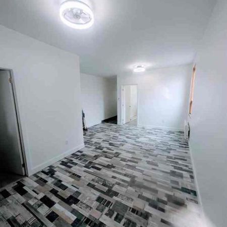 3 1/2 disponible maintenant - Photo 4