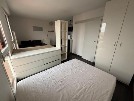 Location Appartement 1 pièce 27m² TOULOUSE 31400 - Photo 2